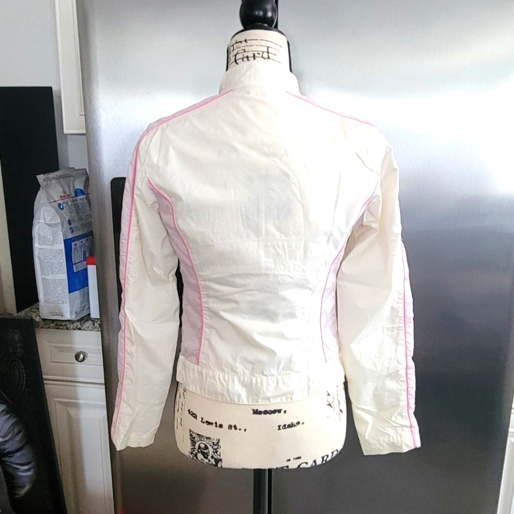 Wind jacket - Picture 2 of 4